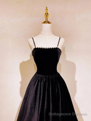 Elegant A-Line Spaghetti Straps Sleeveless Backless Long Prom Dresses With Beading