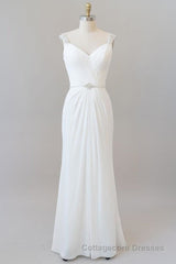 Elegant Ruffle Beading Chiffon Sheath Wedding Dress