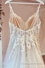 Long A-Line Tulle Sweetheart Appliques Lace Wedding Dress