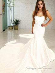 Trumpet/Mermaid Strapless Court Train Satin Wedding Dresses
